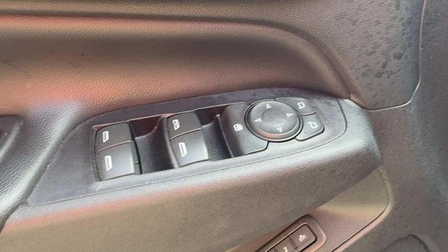 Photo of 2019 Mosaic Black Metallic Chevrolet Equinox
