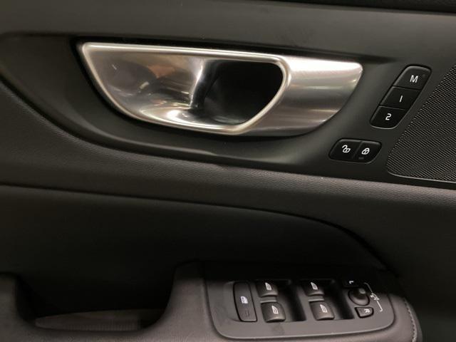 Photo of 2025 Platinum Grey Metallic Volvo S60