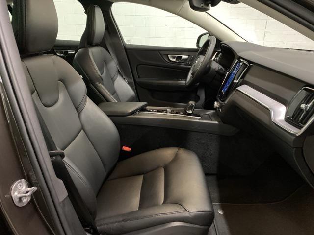 Photo of 2025 Platinum Grey Metallic Volvo S60