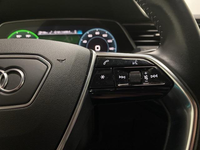 Photo of 2021 Black Metallic Audi e-tron Sportback
