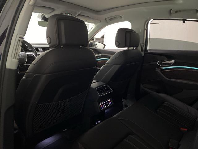 Photo of 2021 Black Metallic Audi e-tron Sportback