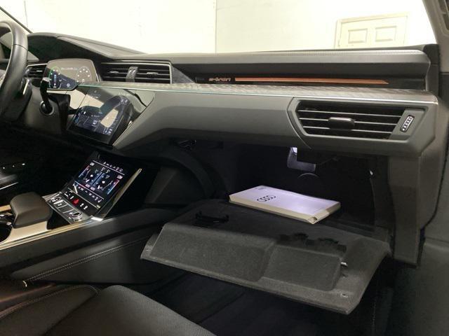 Photo of 2021 Black Metallic Audi e-tron Sportback
