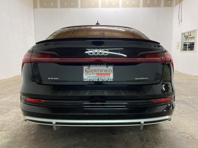 Photo of 2021 Black Metallic Audi e-tron Sportback
