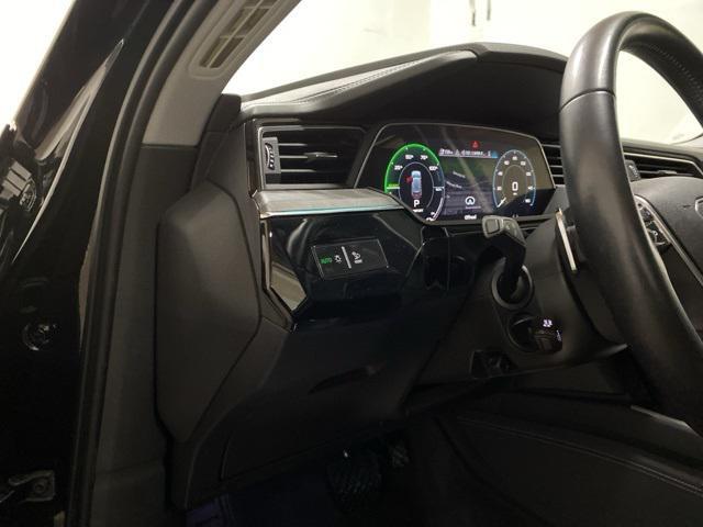 Photo of 2021 Black Metallic Audi e-tron Sportback