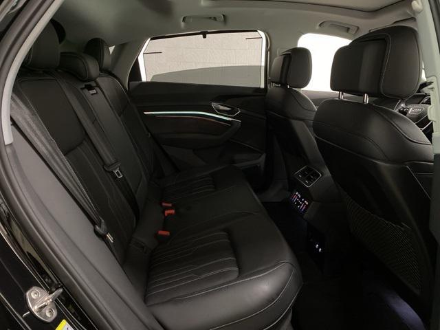 Photo of 2021 Black Metallic Audi e-tron Sportback