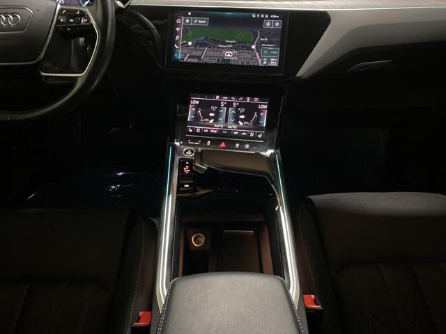 Photo of 2021 Black Metallic Audi e-tron Sportback