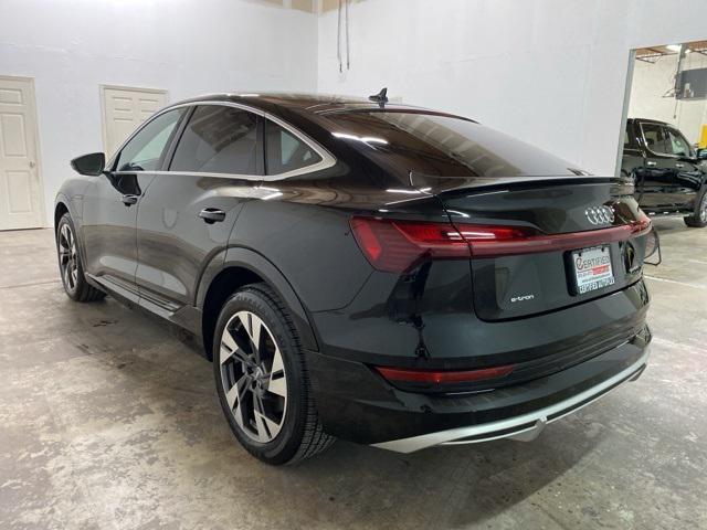 Photo of 2021 Black Metallic Audi e-tron Sportback