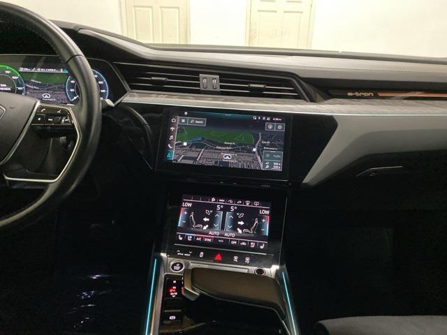 Photo of 2021 Black Metallic Audi e-tron Sportback