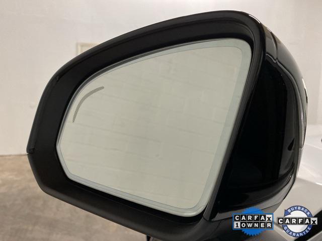 Photo of 2025 Crystal White Pearl Volvo XC40