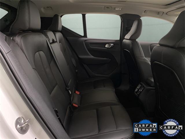 Photo of 2025 Crystal White Pearl Volvo XC40