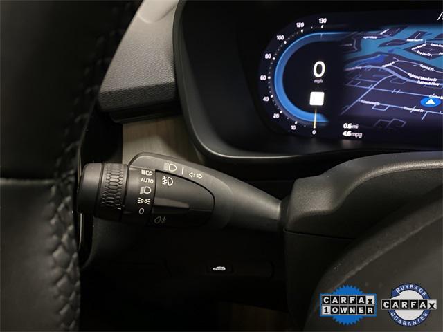 Photo of 2025 Crystal White Pearl Volvo XC40