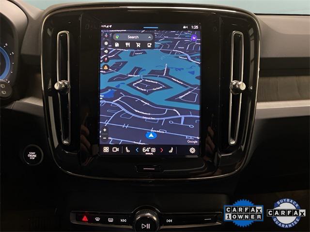 Photo of 2025 Crystal White Pearl Volvo XC40