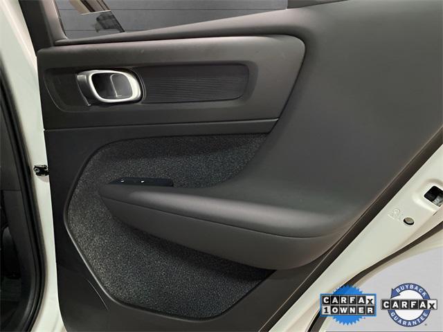 Photo of 2025 Crystal White Pearl Volvo XC40