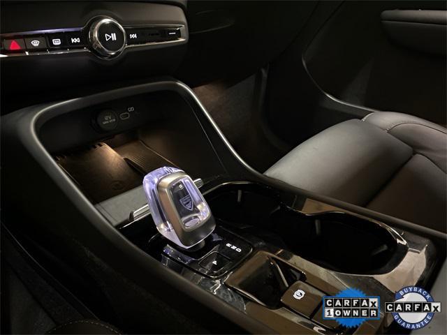 Photo of 2025 Crystal White Pearl Volvo XC40