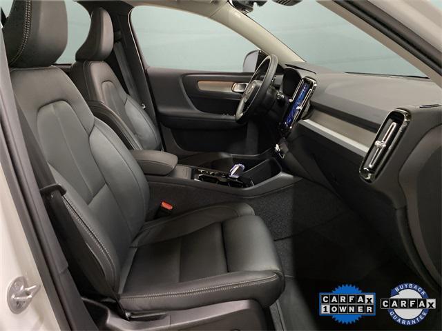 Photo of 2025 Crystal White Pearl Volvo XC40