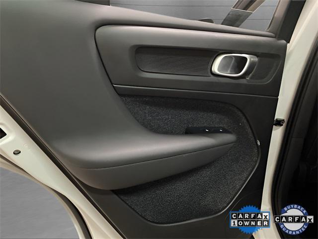 Photo of 2025 Crystal White Pearl Volvo XC40