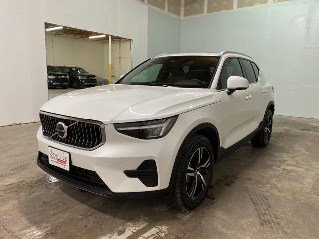 2025 Volvo XC40