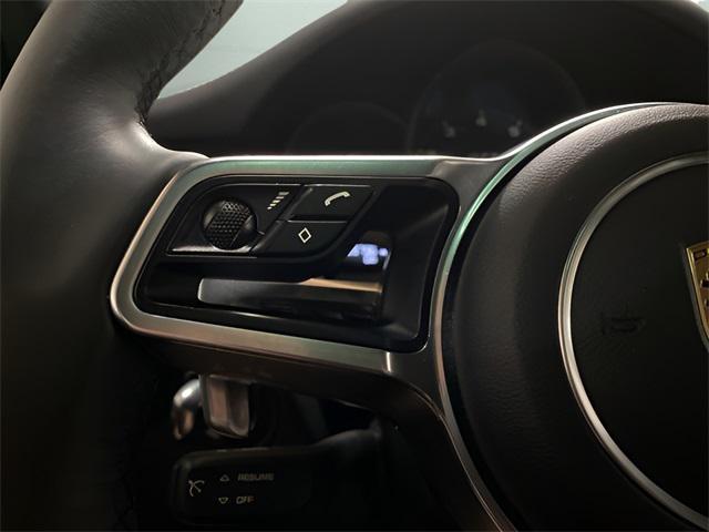 Photo of 2017 GRAY Porsche Macan