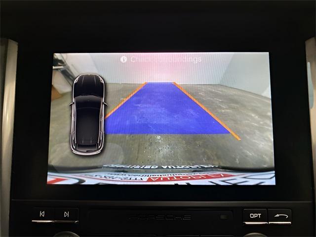 Photo of 2017 GRAY Porsche Macan