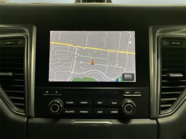 Photo of 2017 GRAY Porsche Macan