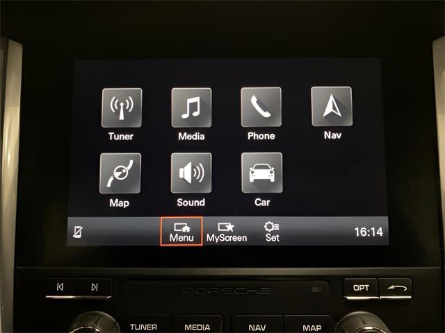 Photo of 2017 GRAY Porsche Macan