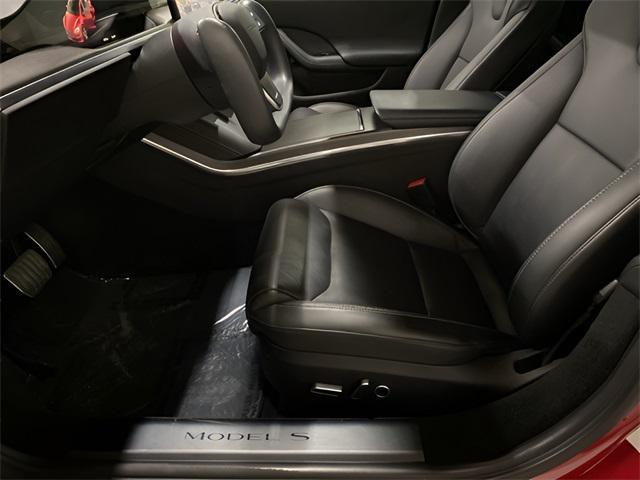 Photo of 2022 Red Multi-Coat Tesla Model S