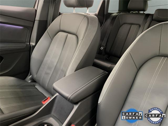 Photo of 2024 Black Metallic Audi Q4 e-tron