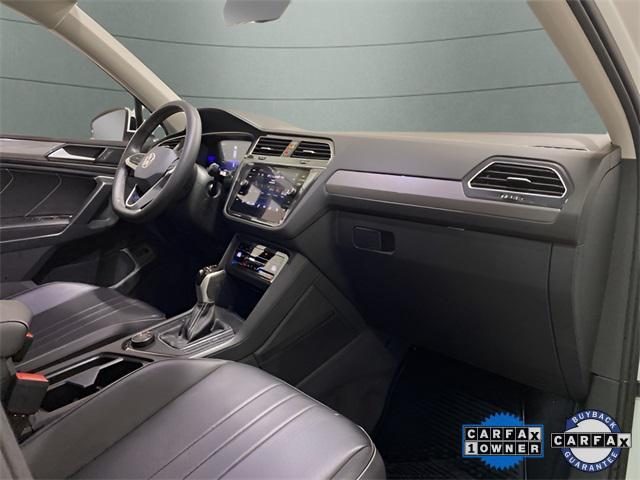 Photo of 2024 Pure White Volkswagen Tiguan