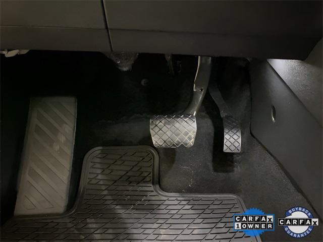 Photo of 2024 Pure White Volkswagen Tiguan
