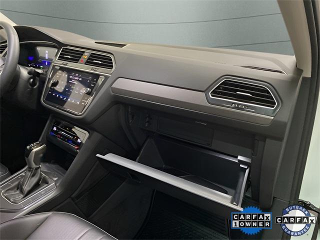 Photo of 2024 Pure White Volkswagen Tiguan