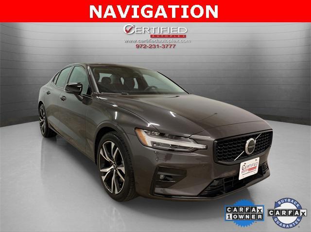 Photo of 2025 Platinum Grey Metallic Volvo S60