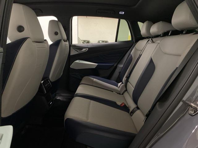 Photo of 2023 Pure Gray Volkswagen ID.4