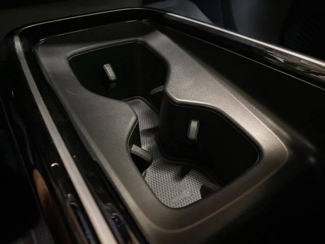 Photo of 2023 Pure Gray Volkswagen ID.4