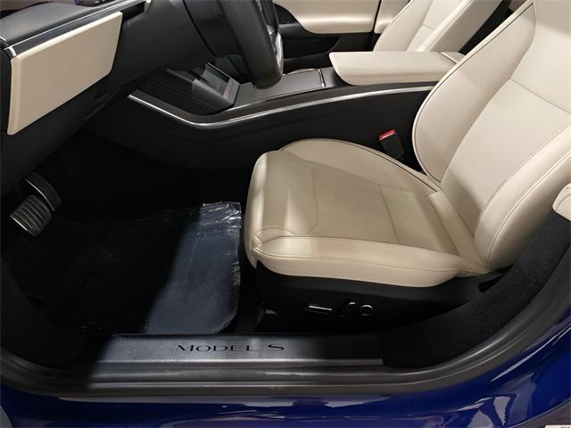 Photo of 2022 Deep Blue Metallic Tesla Model S