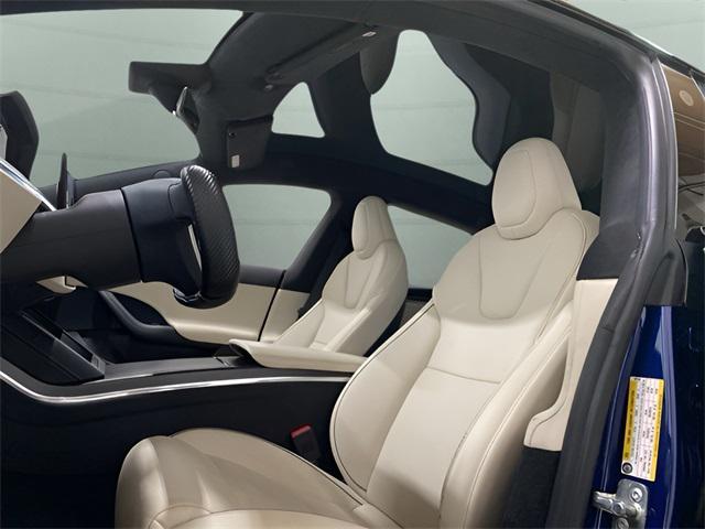 Photo of 2022 Deep Blue Metallic Tesla Model S