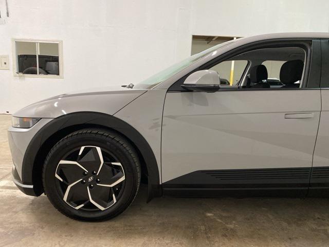 Photo of 2023 Cyber Gray Hyundai IONIQ 5