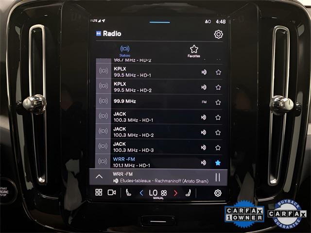 Photo of 2025 Onyx Black Metallic Volvo XC40