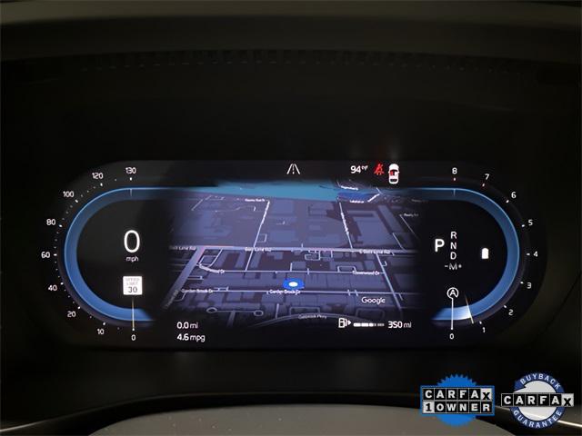 Photo of 2025 Onyx Black Metallic Volvo XC40