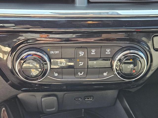 Photo of 2025 Mosaic Black Metallic Chevrolet Trax