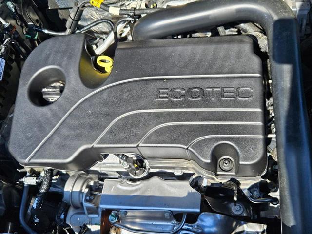 Photo of 2023 Gray Chevrolet Equinox