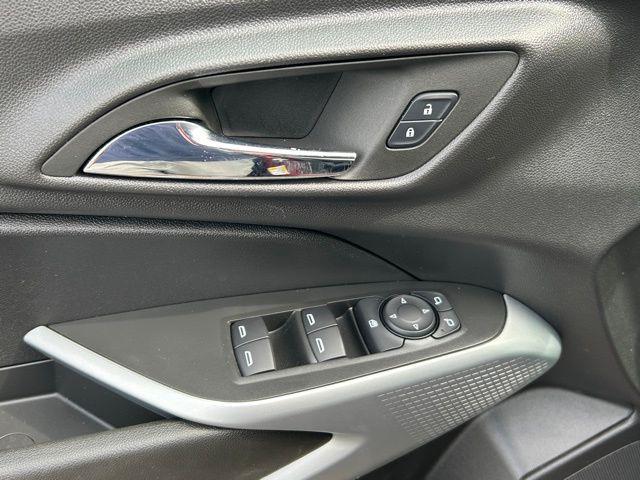 Photo of 2025 Crimson Metallic Chevrolet Trax