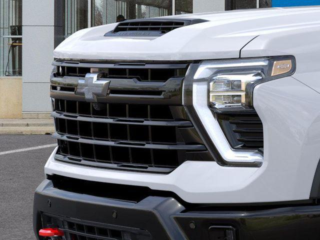 Photo of 2025 Summit White Chevrolet Silverado 3500