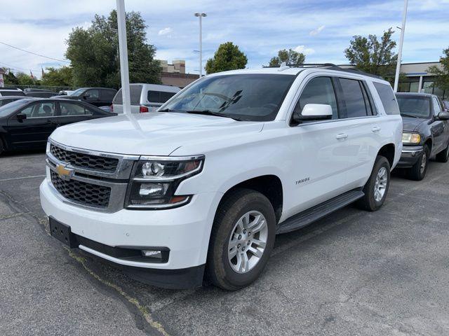 Photo of 2018 Summit White Chevrolet Tahoe