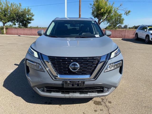 Photo of 2021 Boulder Gray Pearl Nissan Rogue