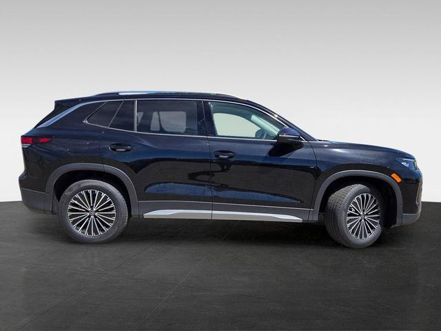 Photo of 2025 Deep Black Pearl Volkswagen Tiguan