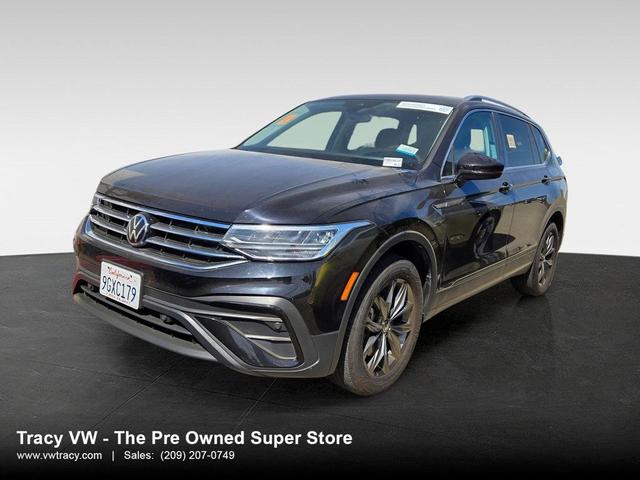 Photo of 2023 Deep Black Volkswagen Tiguan