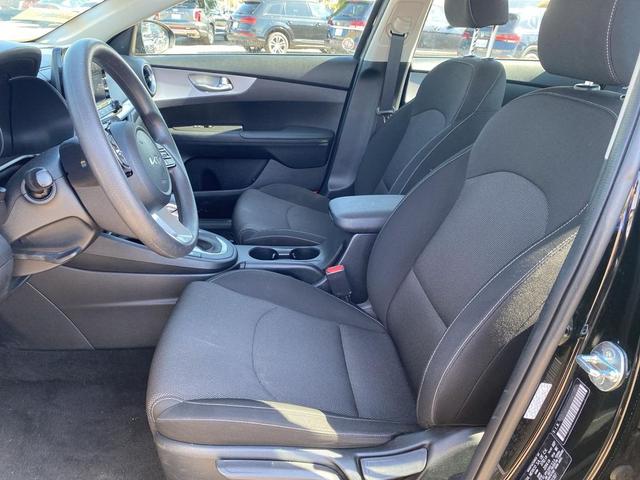 Photo of 2024 Aurora Black Pearl Kia Forte