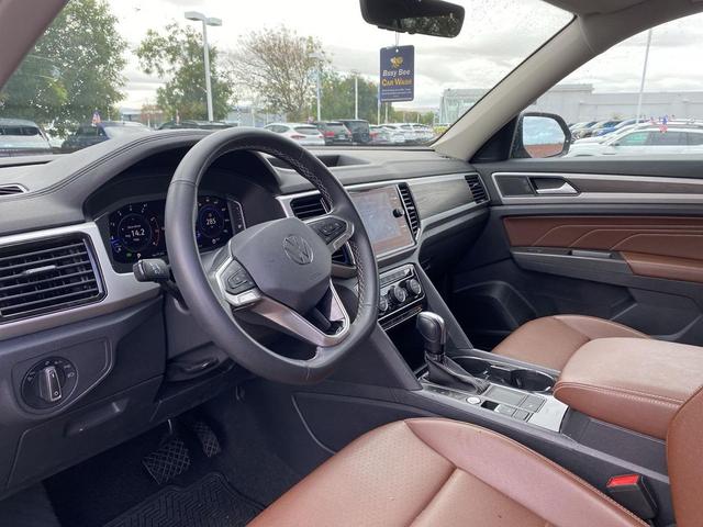 Photo of 2022 Platinum Gray Metallic Volkswagen Atlas