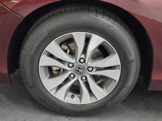 Photo of 2014 Maroon Honda Accord