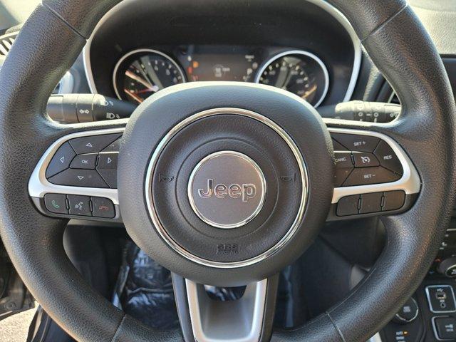 Photo of 2018 Granite Crystal Clearcoat Metallic Jeep Compass